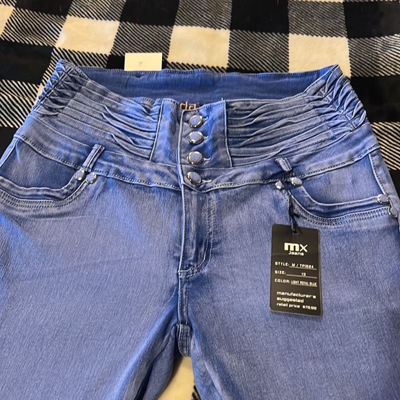 ModaXpress new with tags. Stretchy comfortable lightweight jeans/jeggings. - Picture 2 of 3